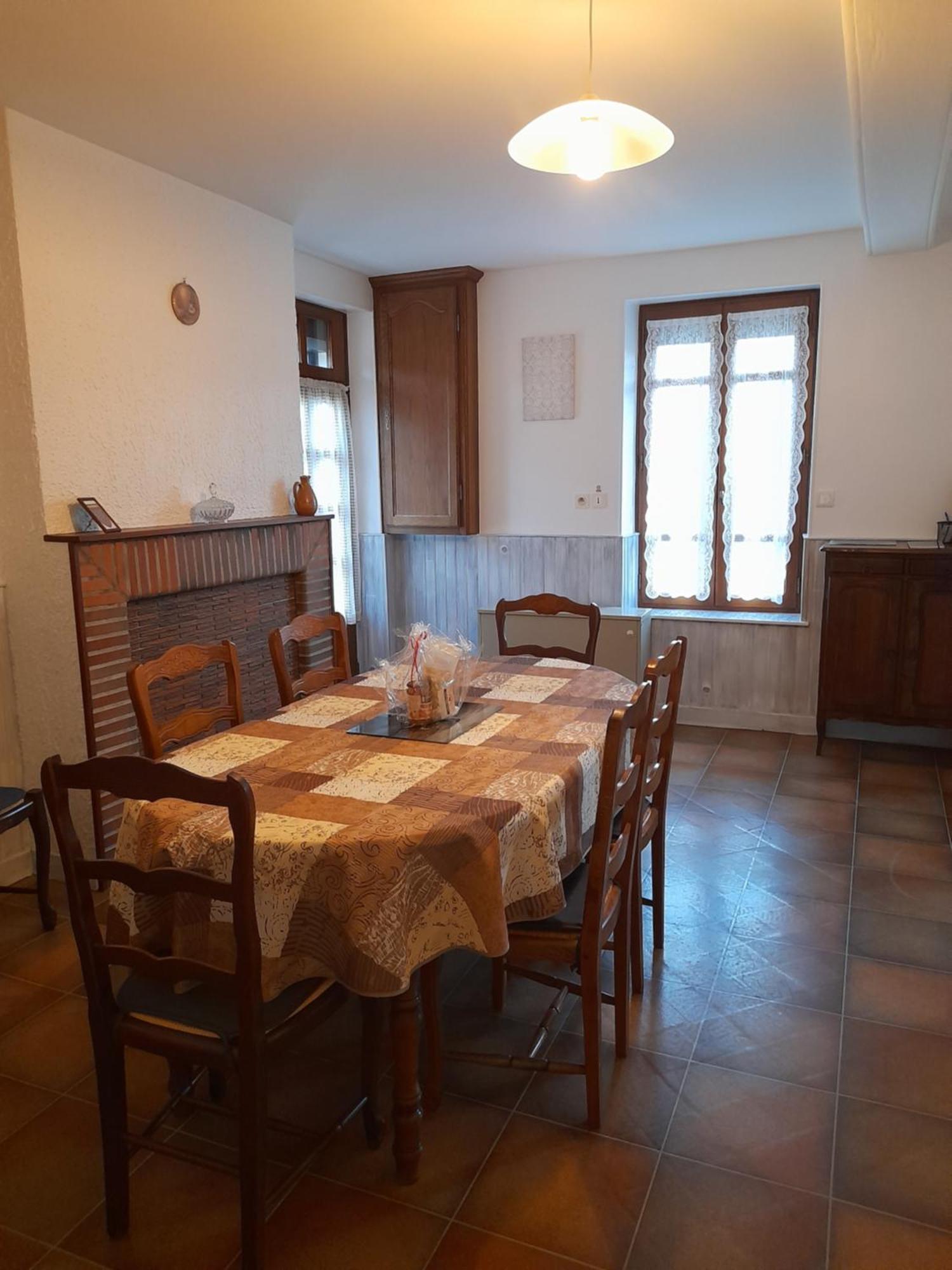Maison Proche Le Pal 4Kms Thiel-sur-Acolin Екстериор снимка